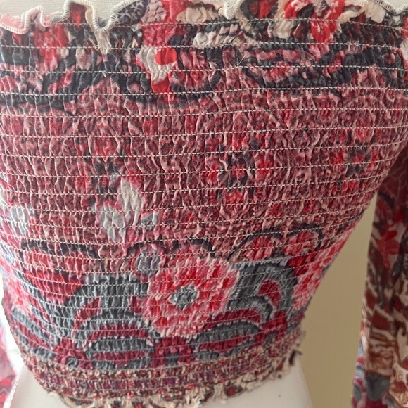 [S] GUESS Pink Floral Print Festival Inspired Crop Top with Lettuce Detail - Picture 7 of 10